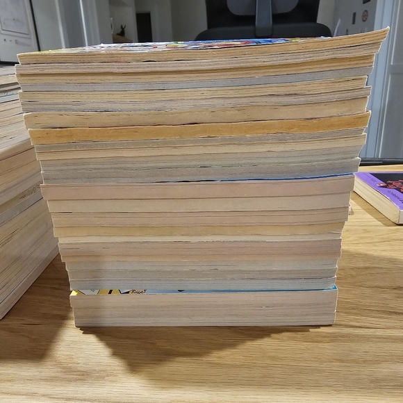 Mixed Lot of 1990's Archie Little Archie Laugh Jughead Comics - Picture 3 of 3